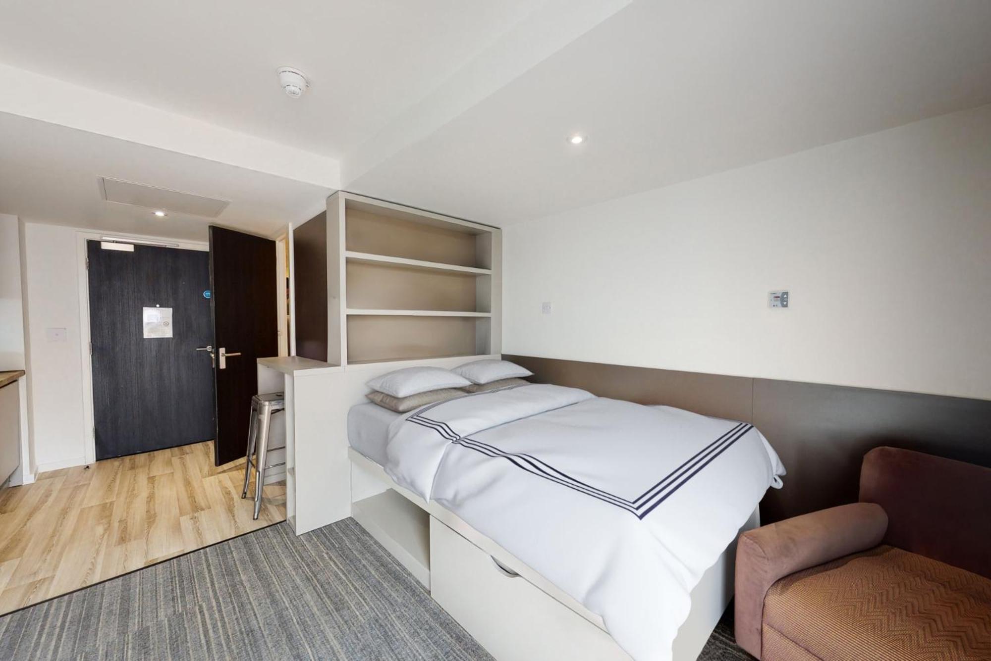 For Students Only Canvas City Point Coventry Ngoại thất bức ảnh